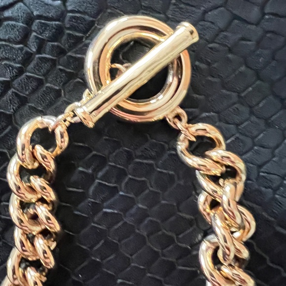 Givenchy gold pearl necklace - Picture 5 of 6